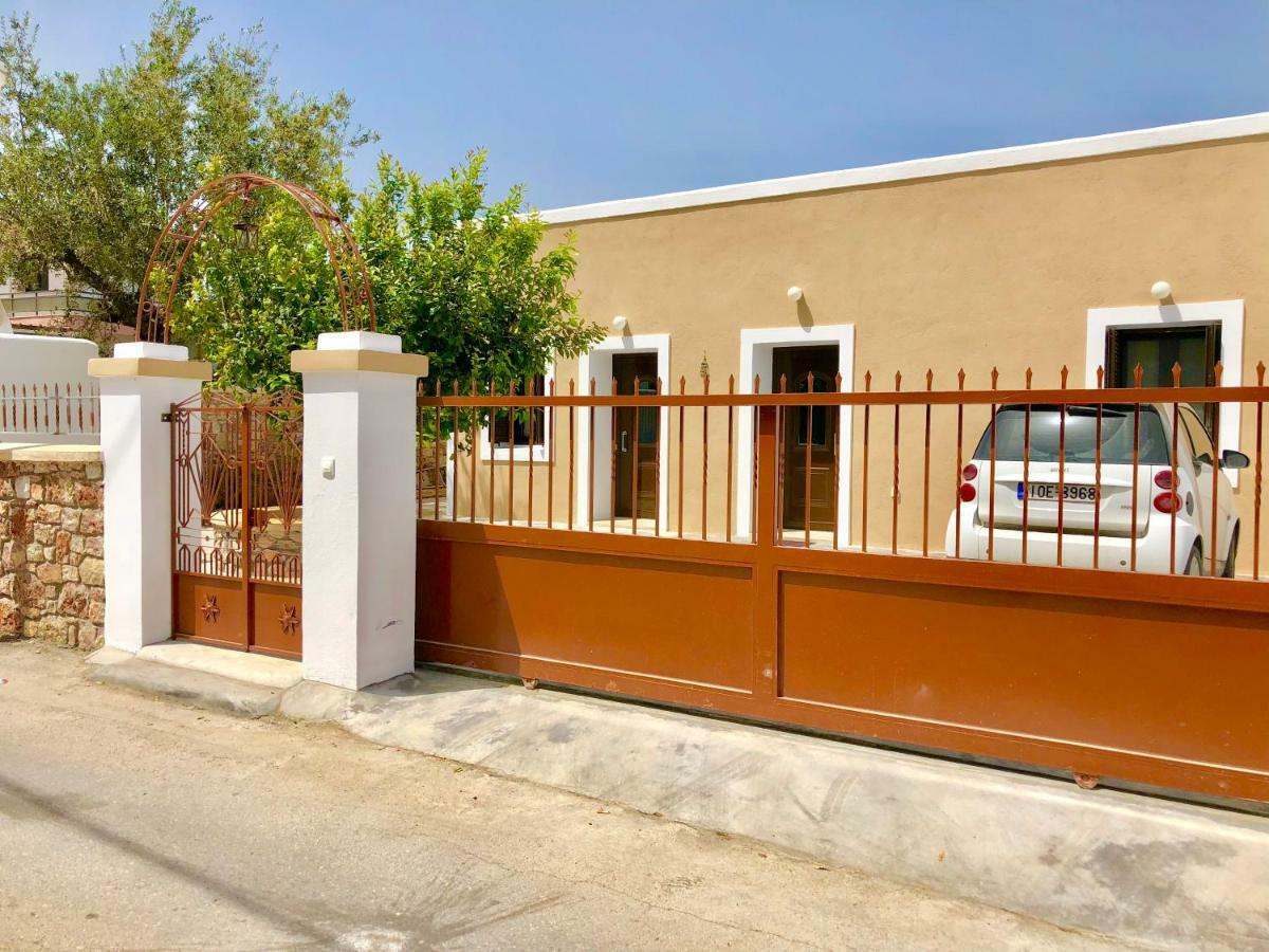 Bekos Traditional House Archangelos  Ngoại thất bức ảnh